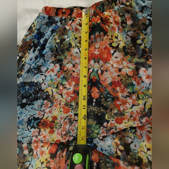 JOE Benbasset Asymmetrical High Low Floral Skirt, Size M - Picture 8 of 10